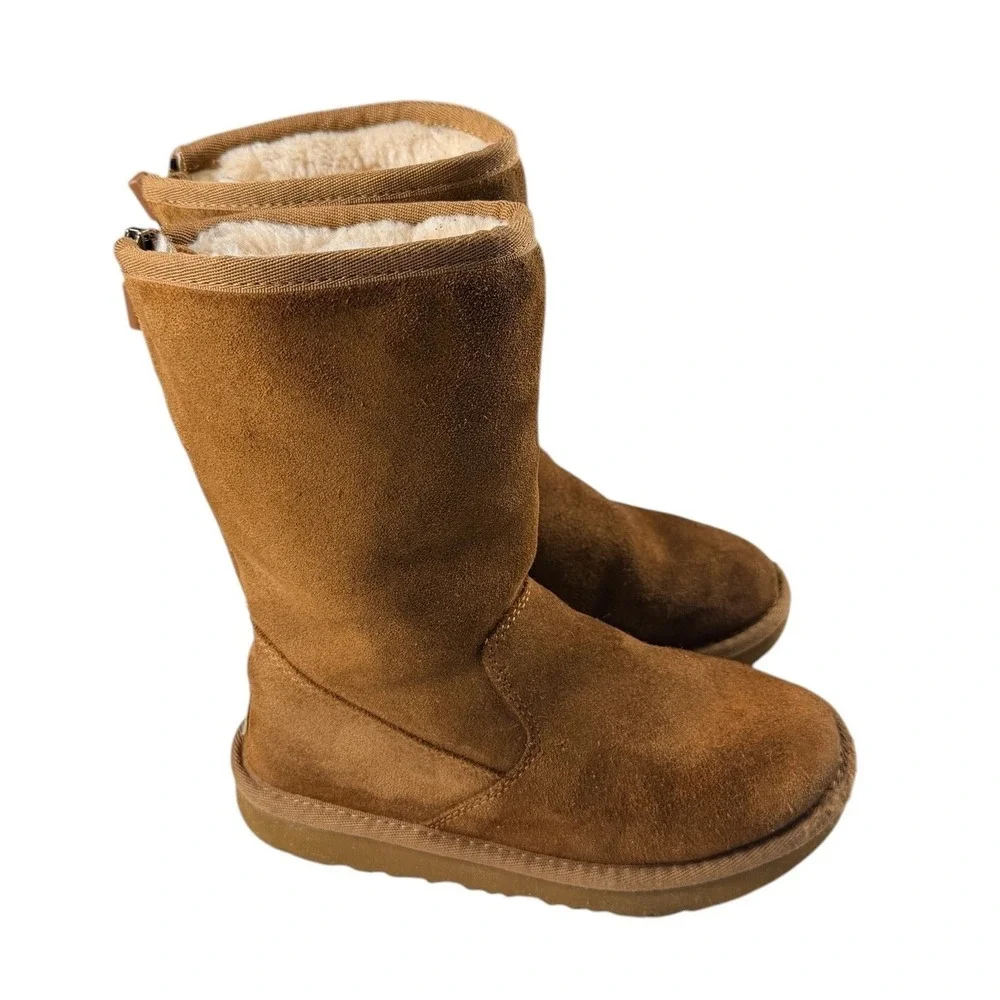 UGG Kids Classic II Back Zip Chestnut Brown Suede Sheepskin Boots Size 13